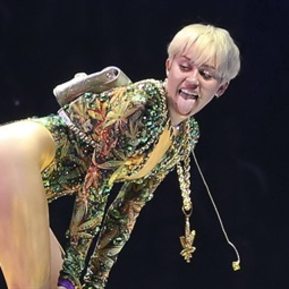 Miley Cyrus se suicidaría antes de participar en Peter Pan