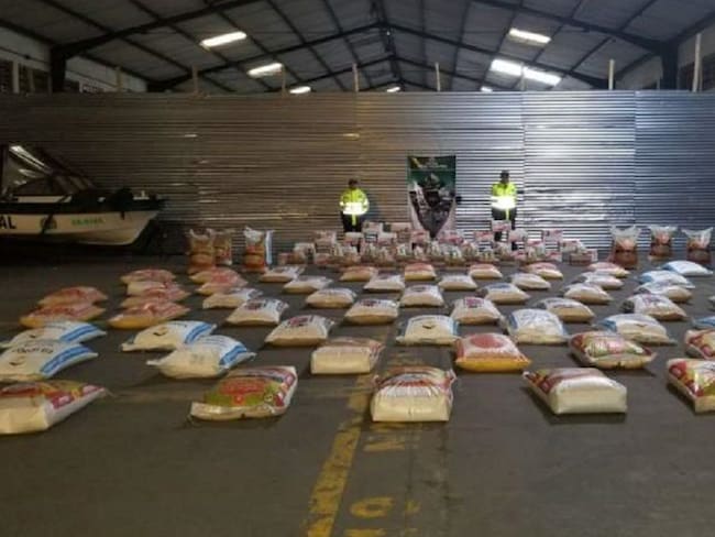Caen 34 toneladas de arroz ecuatoriano de contrabando