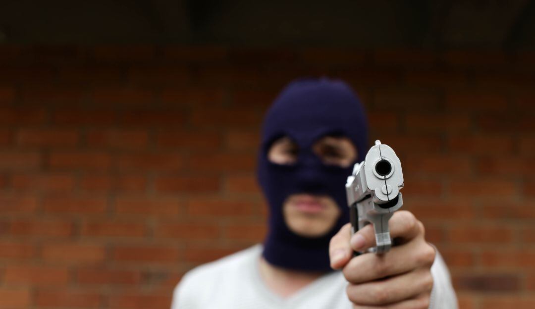 La Defensoría del Pueblo reportó una masacre de 4 personas pertenecientes a una misma familia, en la vereda El Corozo, municipio de Cravo Norte, departamento de Arauca. 