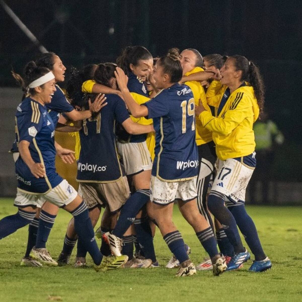 Posiciones de la Liga femenina en la fecha 4: se perfilan los dos finalistas