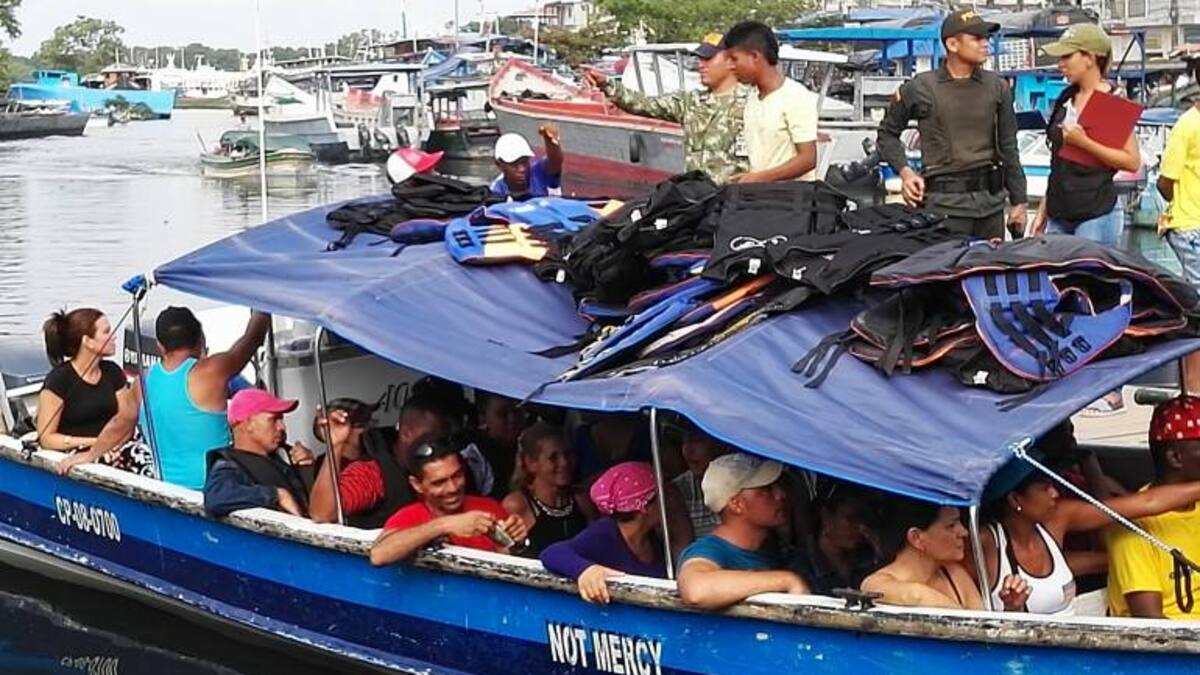 Más de 300 cubanos con niños y mujeres en embarazo abandonaron Turbo