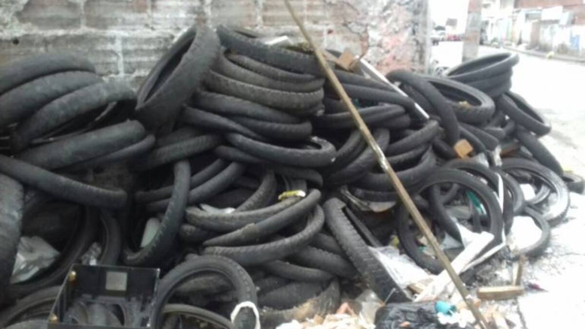 1000 llantas recogidas en Armenia, con una trituradora buscan hacer correcta disposición