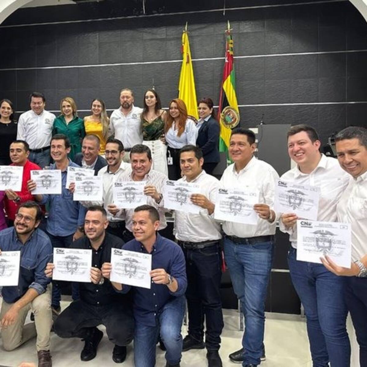 Concejales de Bucaramanga y diputados de Santander recibieron credenciales