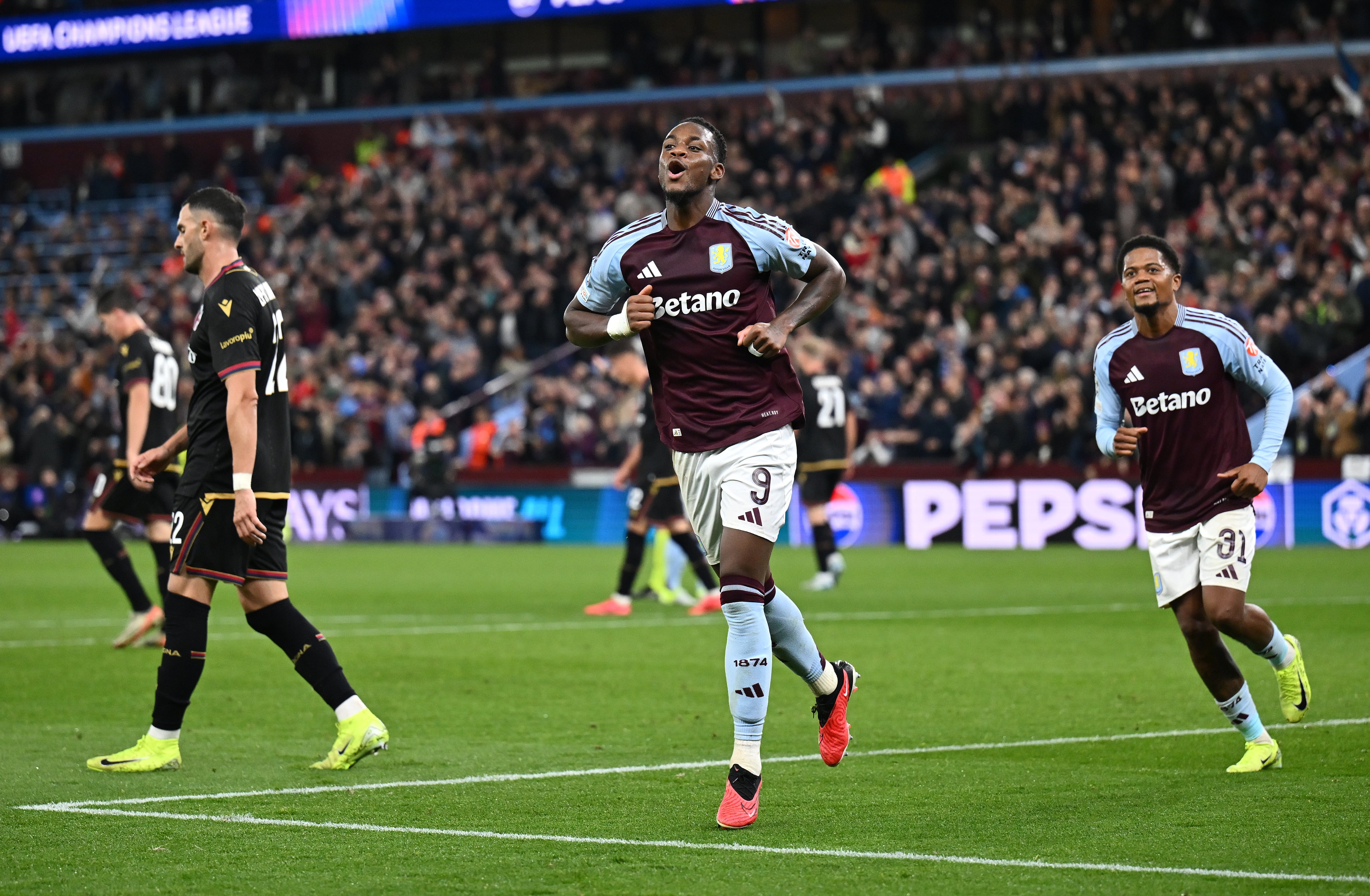 Jhon Jader Durán celebra su gol ante el Bolonia en Champions. (Photo by Dan Mullan/Getty Images)