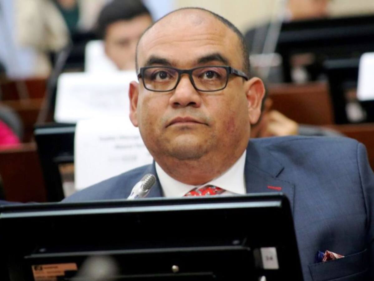 Senador Correa pide poner la lupa a inversiones billonarias en La Mojana