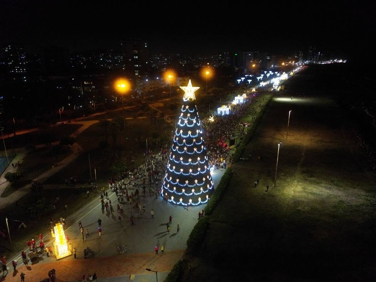 En diciembre, el mejor plan en Cartagena es visitar los 50 puntos del alumbrado navideño