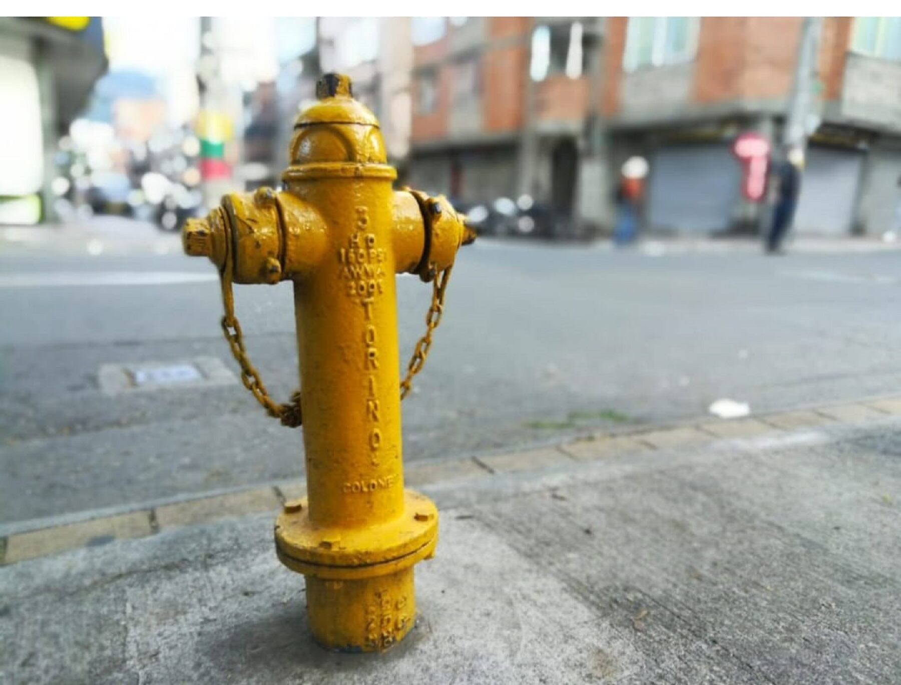 Los hidrantes o tomas de agua en Neiva, una necesidad para la capital.