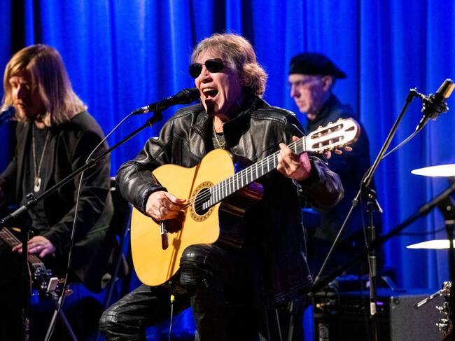 LOS ANGELES, CALIFORNIA - FEBRUARY 11: José Feliciano performs at The GRAMMY Museum on February 11, 2020 in Los Angeles, California. (Photo by Timothy Norris/Getty Images)