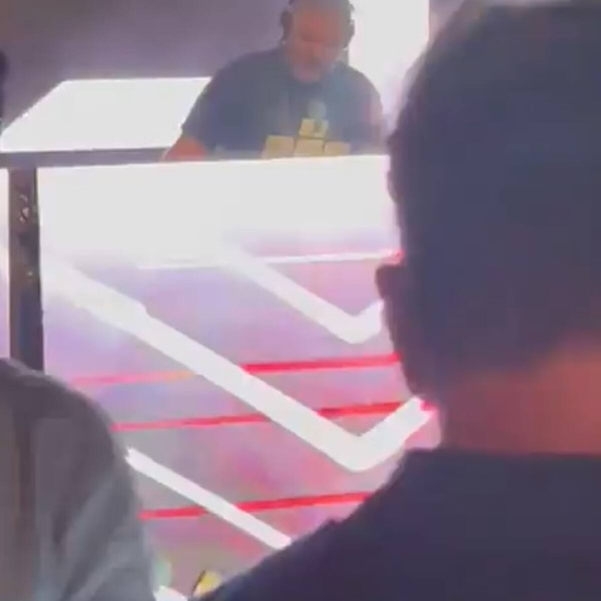 Expresidente Duque mostró su talento como DJ en fiesta privada en Cartagena