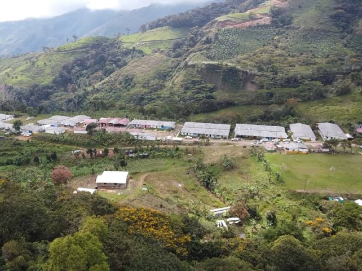 Defensoría advierte riesgo de excombatientes en 8 subregiones de Antioquia