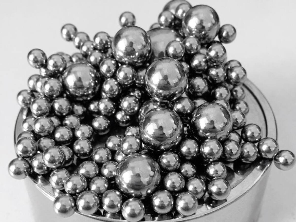 Niño casi muere al comerse una descomunal cantidad de imanes