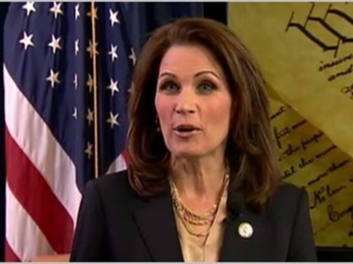 Michele Bachmann se retira de la carrera por la candidatura republicana