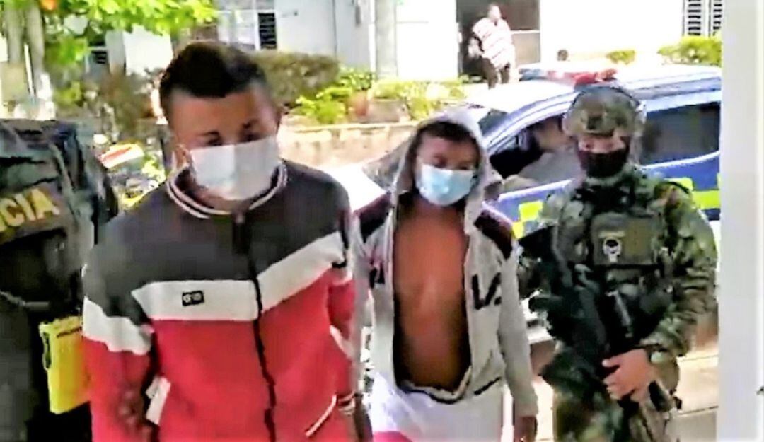 Fueron capturados dos sujetos y una menor de edad aprehendida 