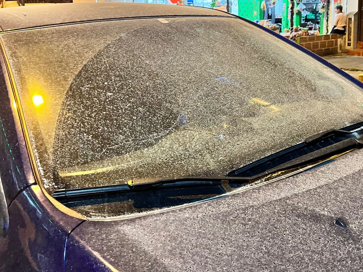 Caída de ceniza en Caldas por actividad del Volcán Nevado del Ruiz