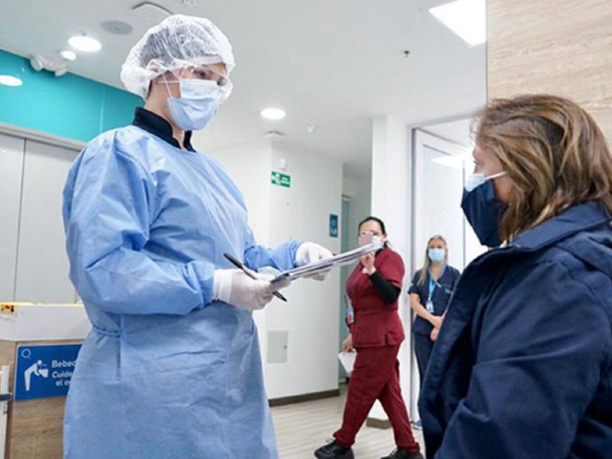 Avanza vacunación de docentes en Cúcuta