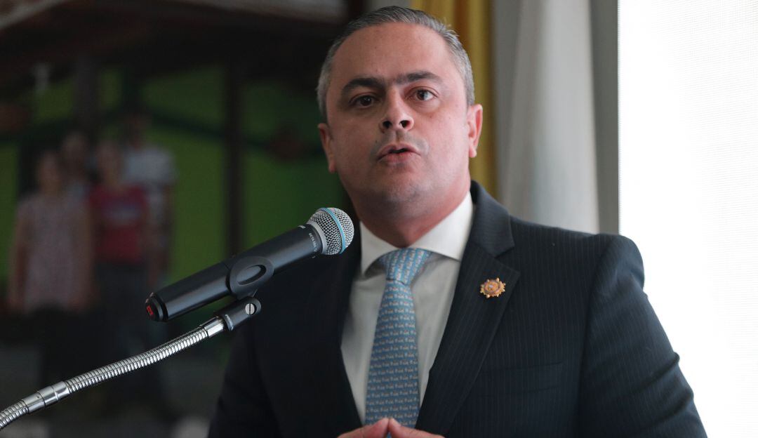 Juan Camilo Restrepo, Alto Comisionado para la Paz