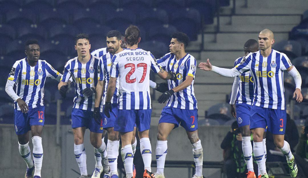 Porto empató 1-1 con el Benfica con Luis Díaz y Matheus Uribe en cancha.