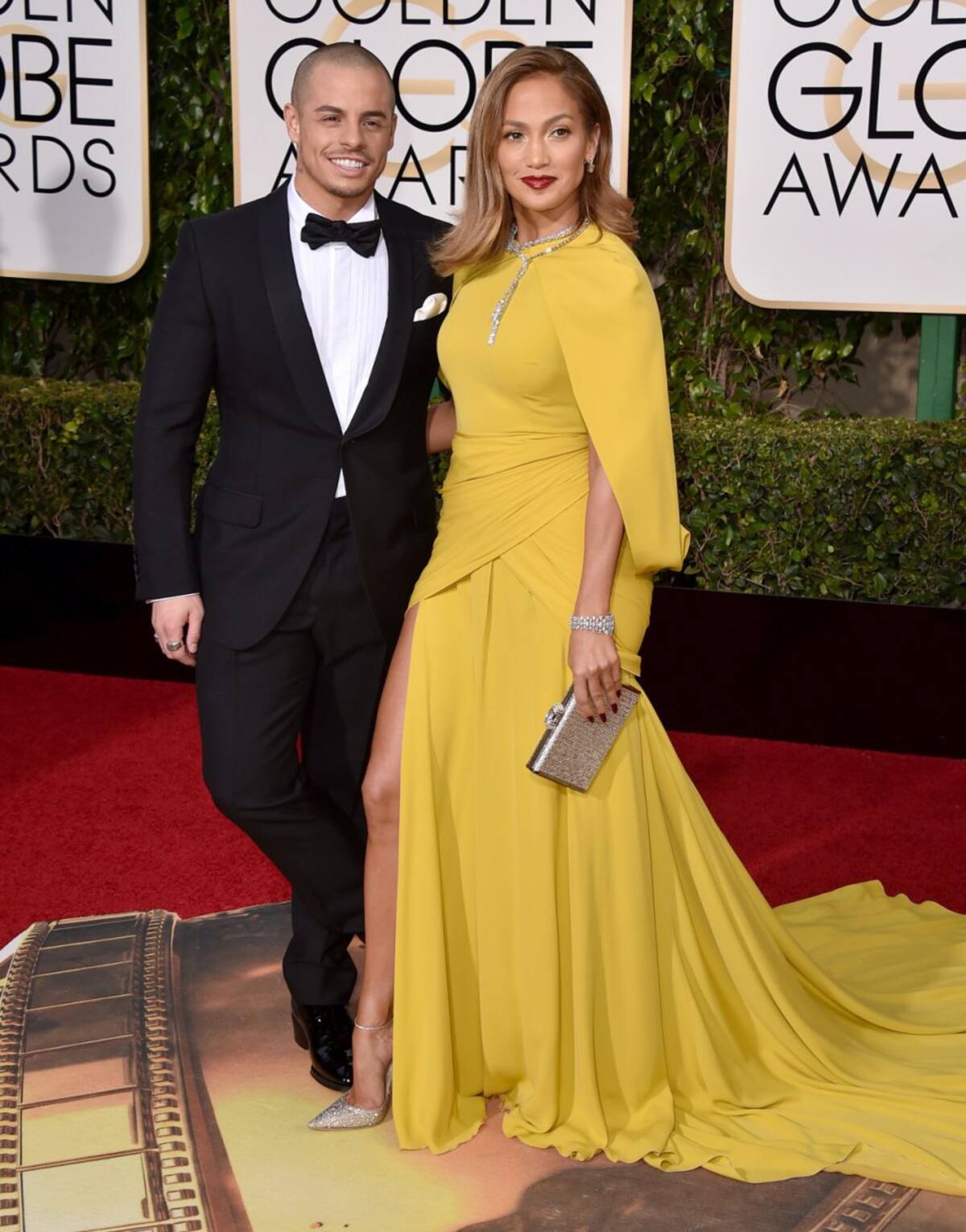 Jennifer López en una entrevista de la Revista W, dijo que no duda en los bailarines, haciendo referencia a su actual novio Casper Smart.