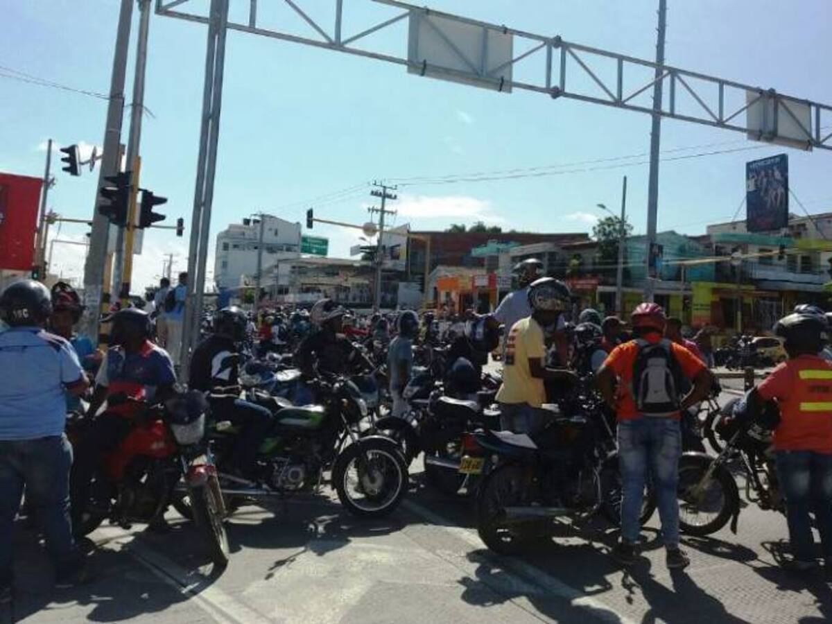 Mototaxistas rechazaron decreto que restringe acompañante en zona norte