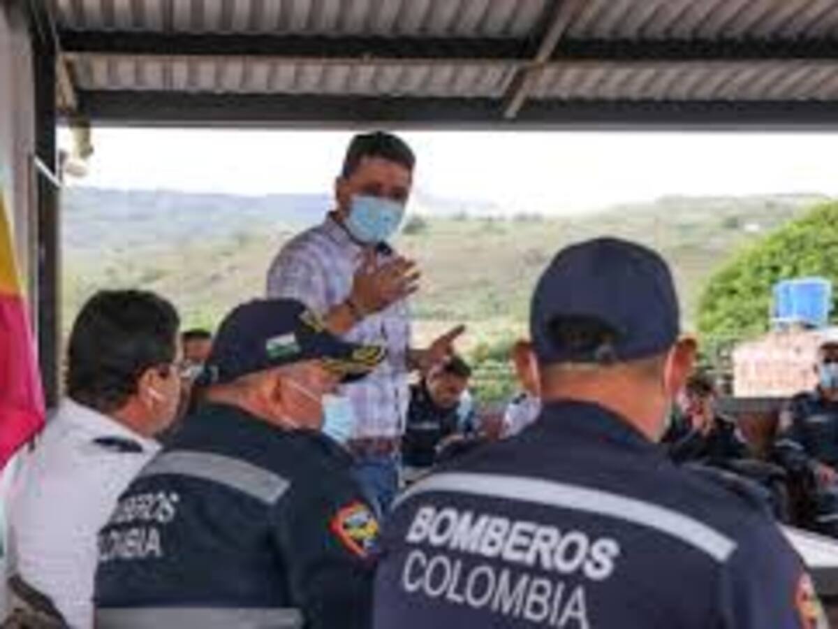 Débil cobertura de bomberos en municipios del Huila