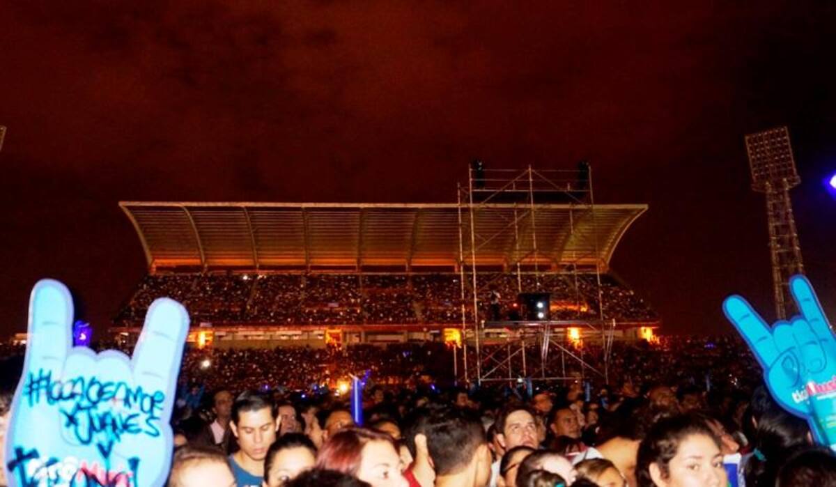 Nada valgo sin tu amor y Fotografía fueron las canciones elegidas por Juanes para iniciar sus conciertos en las ciudades.