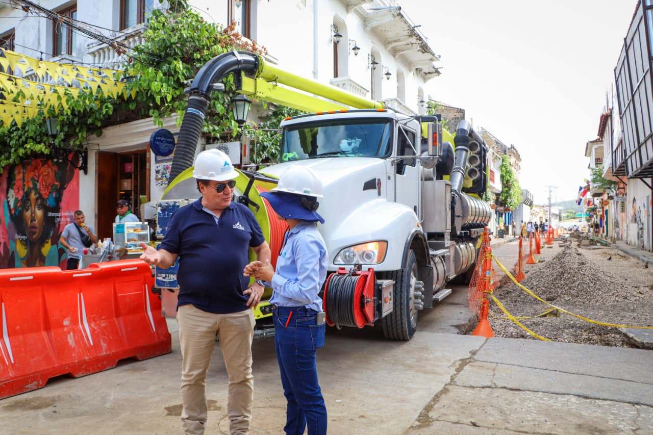Aguas de Cartagena avanza restitución de alcantarillado sanitario en Getsemaní