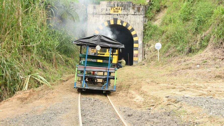 Presidente Santos puso en marcha la construcción del Túnel de La Quiebra. Foto: Cortesía Gobernación de Antioquia