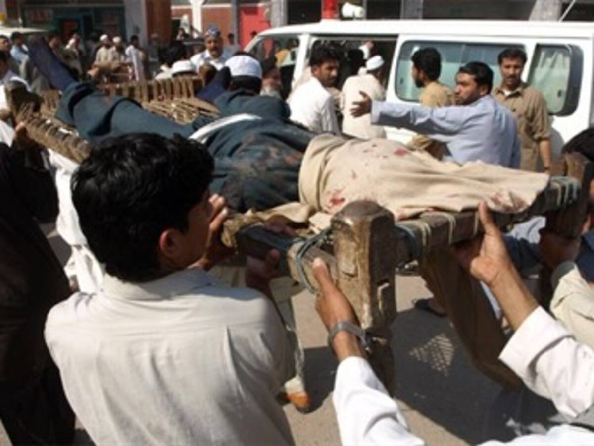 Una cadena de ataques terroristas en todo Pakistán causa más de 40 muertos