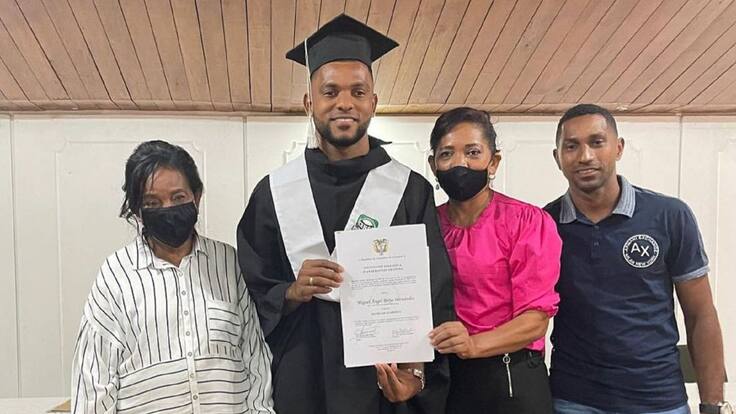 Miguel Ángel Borja: "Cuando recibí el diploma sentí como si hubiera hecho un gol de chilena"