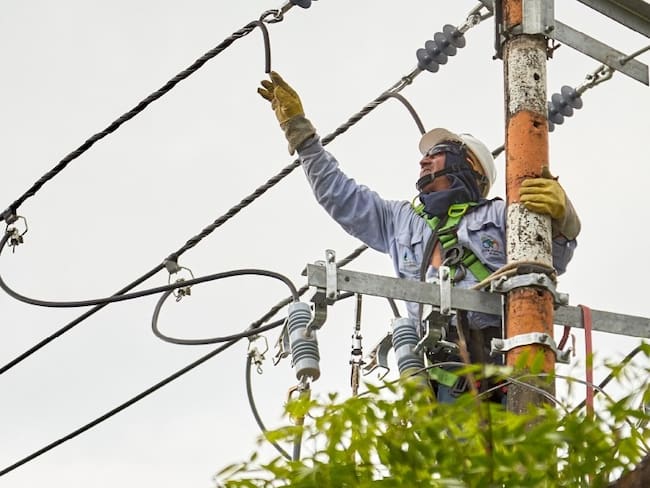 Denuncian extorsión a empresa de energía en Cauca; más de nueve mil usuarios sin servicio