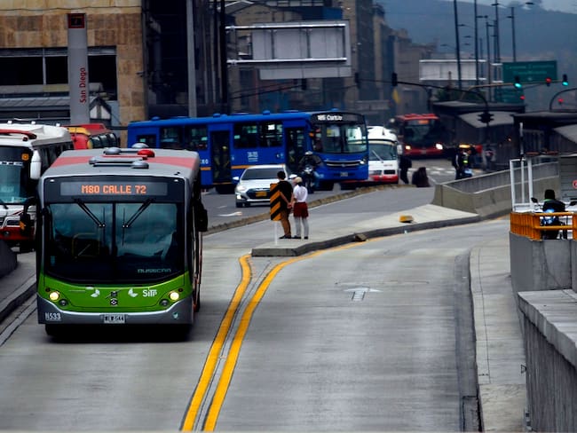 Licitación para buses eléctricos en Bogotá cerró con cuatro oferentes