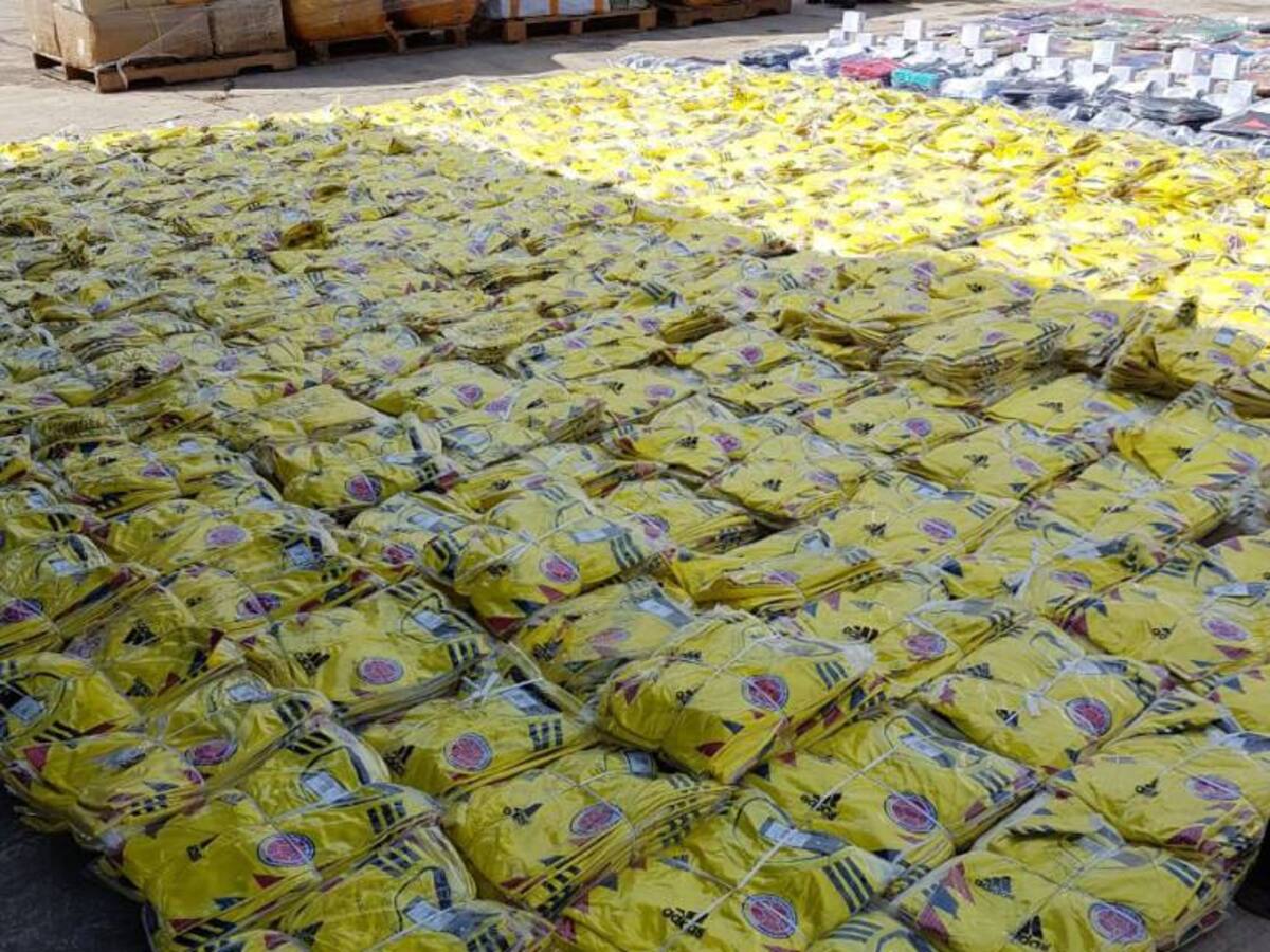 Camisetas 'made in China' de la selección cayeron en puerto de Barranquilla