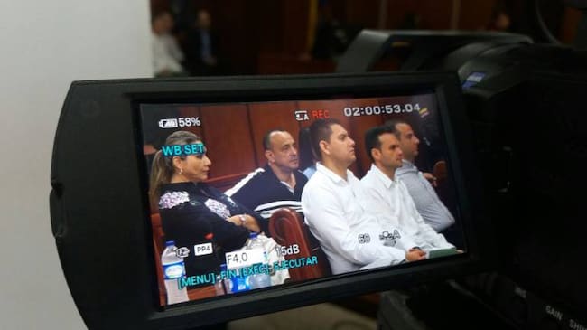 La ex mandataria permanece detenida en el bunker de la fiscalía en Armenia