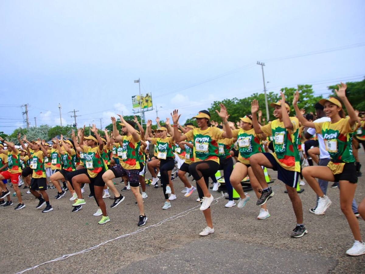 500 jóvenes participaron en primera versión de la carrera Joven Run 5K en Cartagena