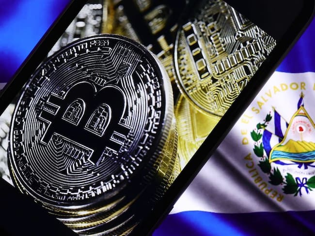 La &quot;ley bitcoin&quot; permite toda transacción con la criptomoneda en El Salvador.