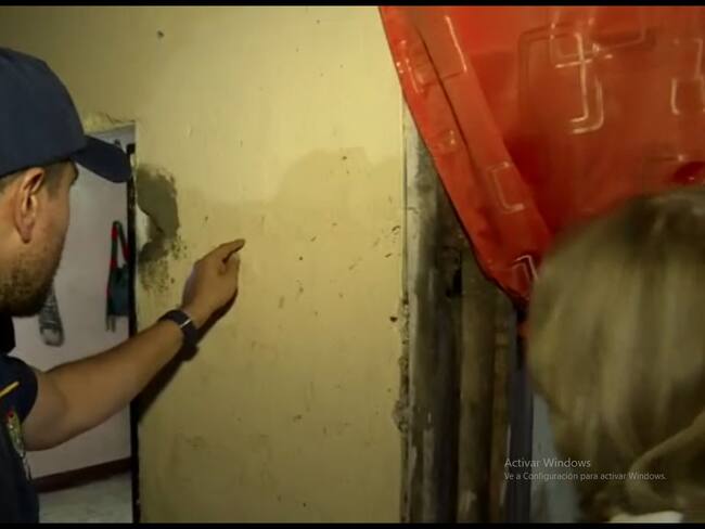 En Guacarí el desbordamiento de una acequia inundó todo un barrio