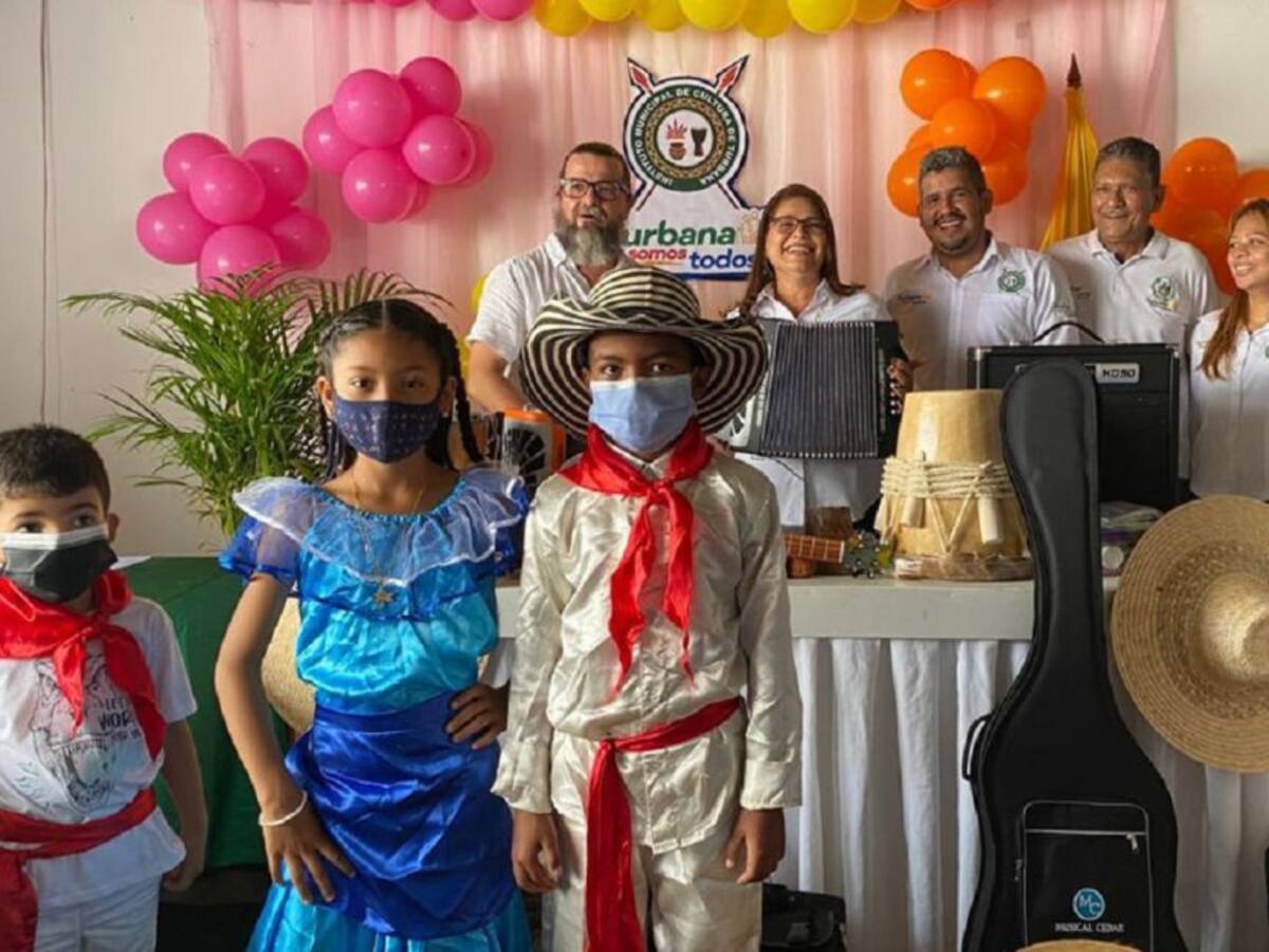 MinCultura e Icultur donaron instrumentos musicales a Turbana