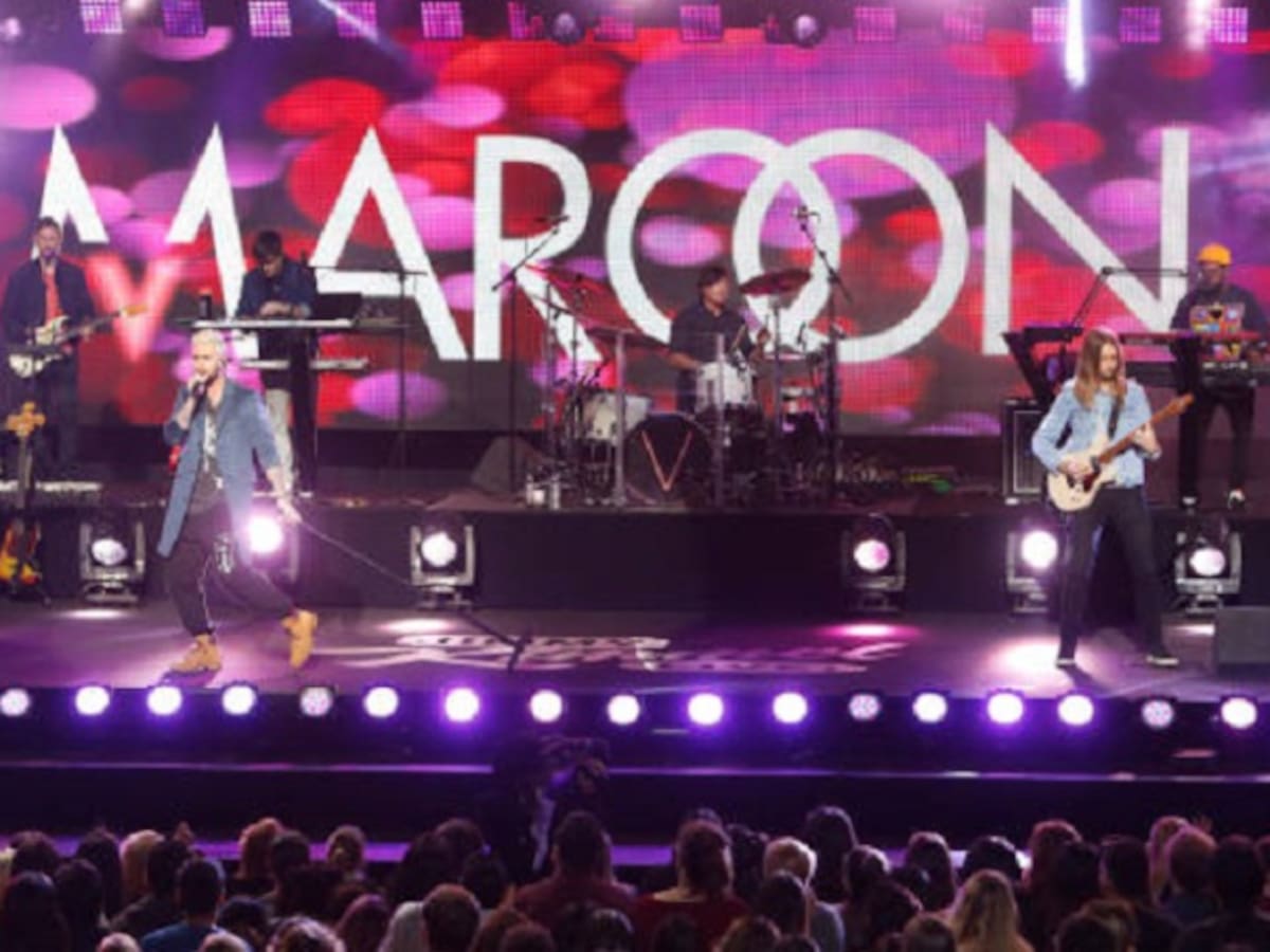 Amy Schumer pidió a Maroon 5 cancelar su presentación en el Súper Tazón