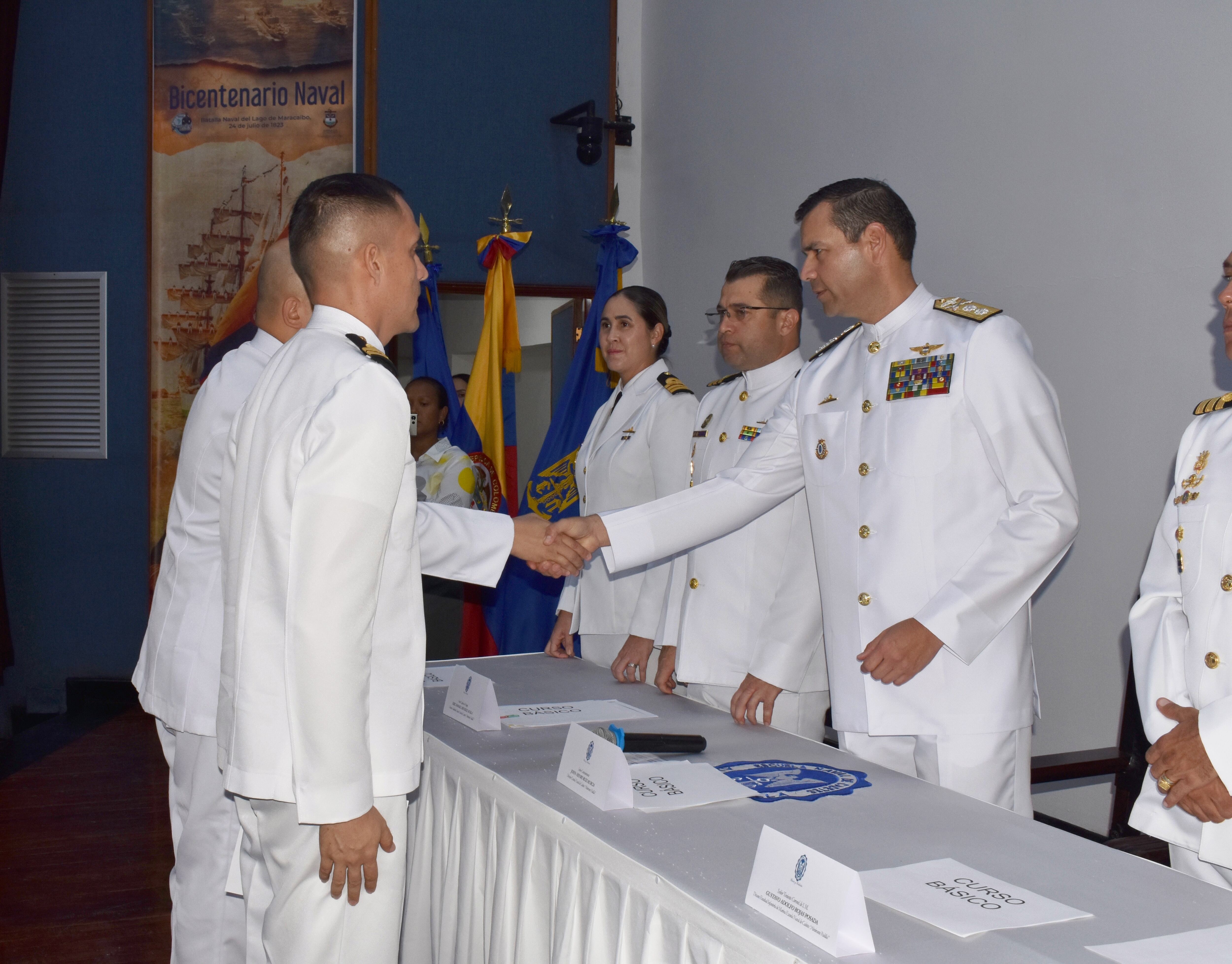 Escuela Almirante Padilla recibió renovación de registro calificado de especialización