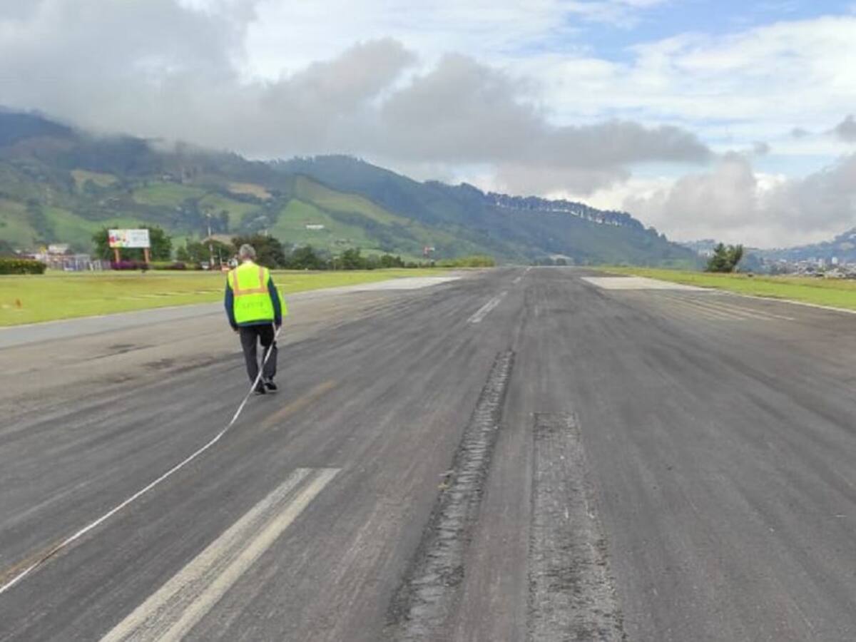 Aeropuerto La Nubia cerrará por obras