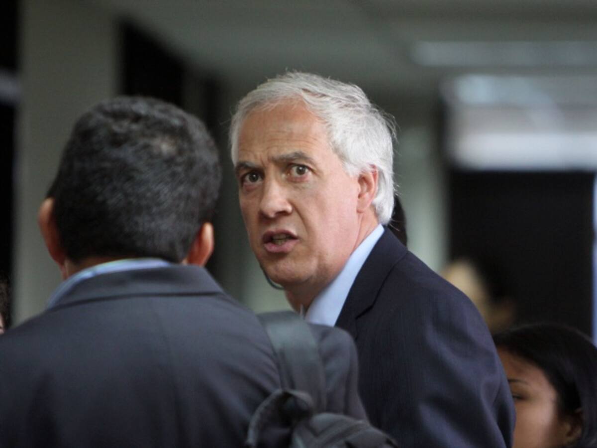 Expectativa por supuesta aceptación de cargos de Samuel Moreno