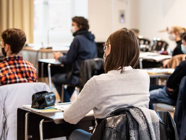 Proyecto que limita los cobros por derechos a universidades pasa a Senado