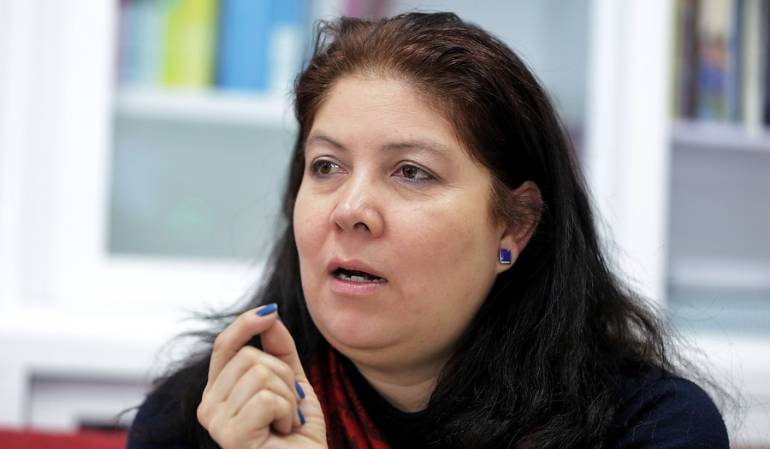 Alejandra Barrios, de la MOE.