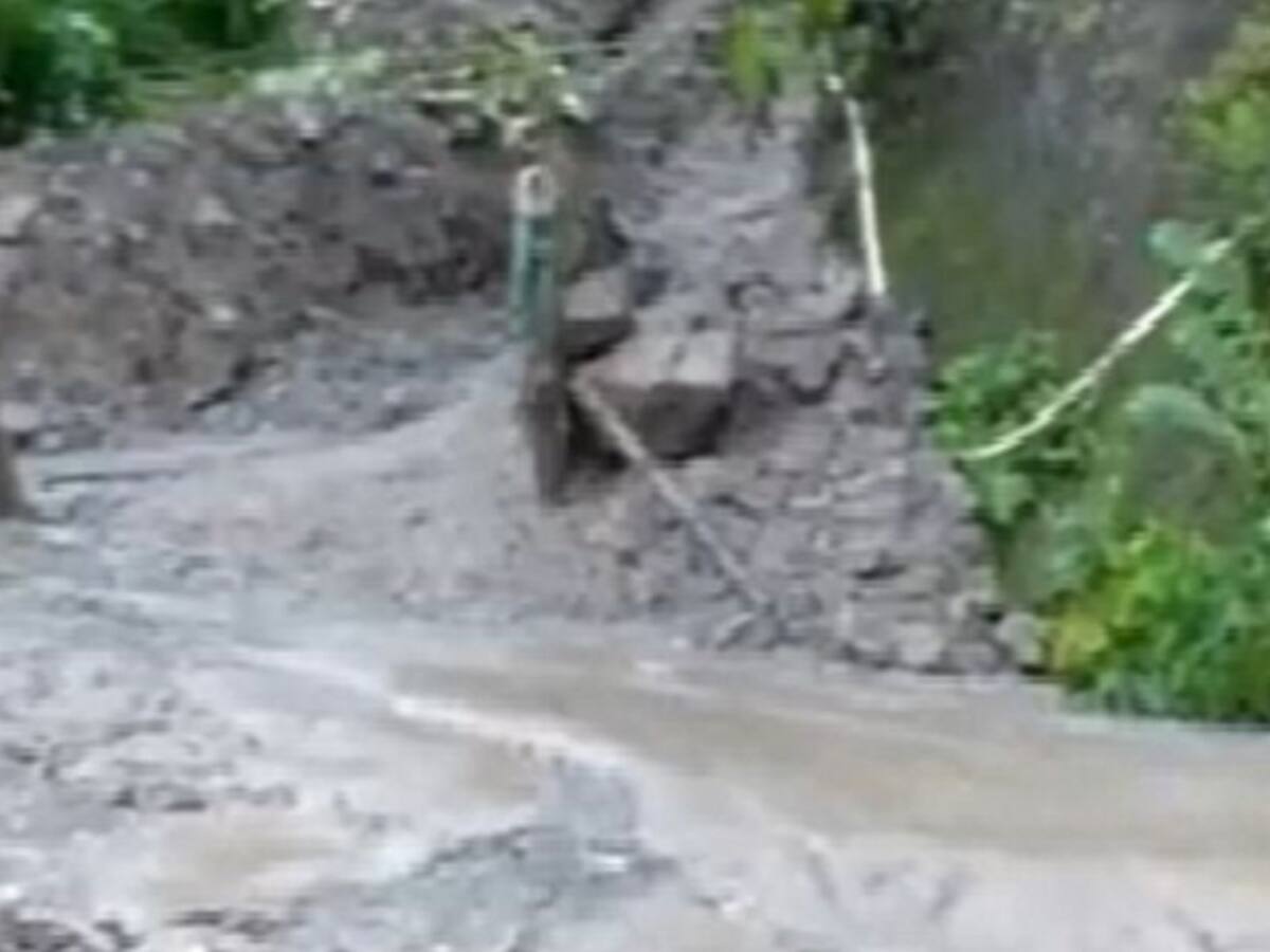 Por derrumbes, Dabeiba, Ituango y Cisneros reportan cierre total en la vía