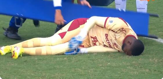 William Cuesta fue uno de los lesionados durante el duelo entre Medellín y Tolima / Captura de pantalla