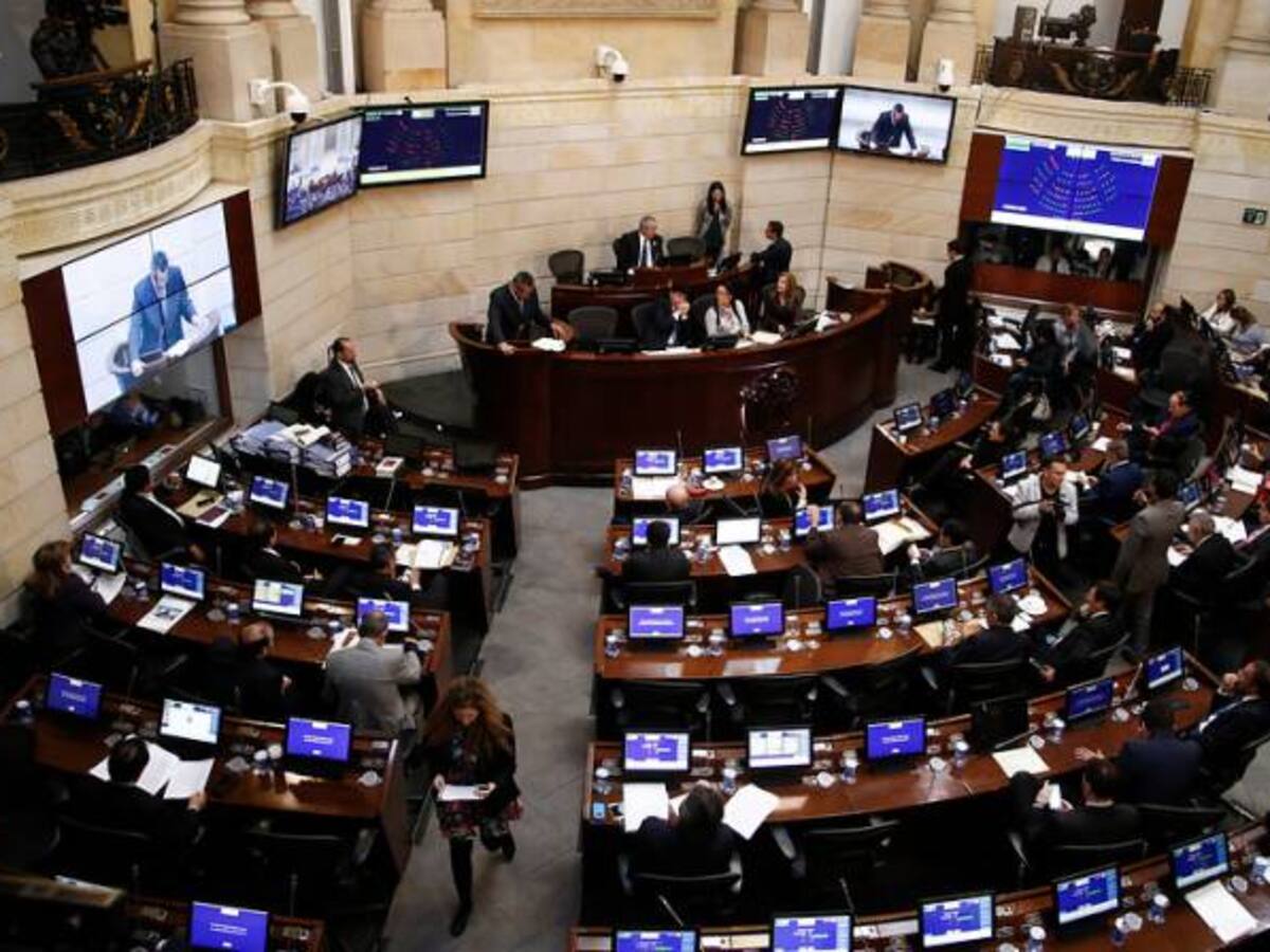 Gobierno alista paquete legislativo para implementar acuerdos de paz