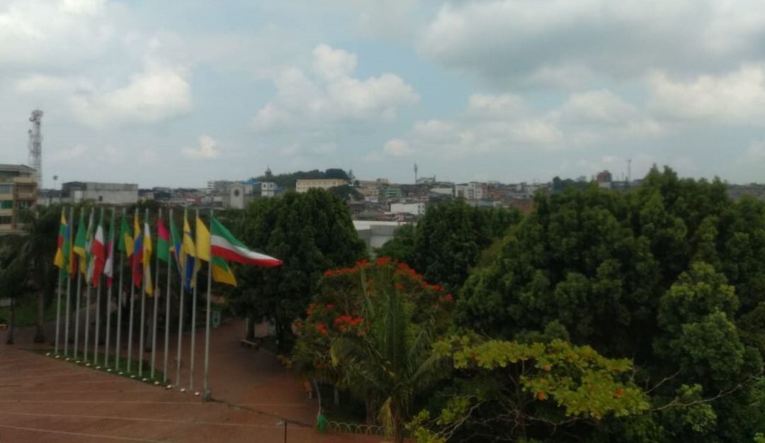 Días de aislamiento obligatorio en la plazoleta de la quindiana en Armenia