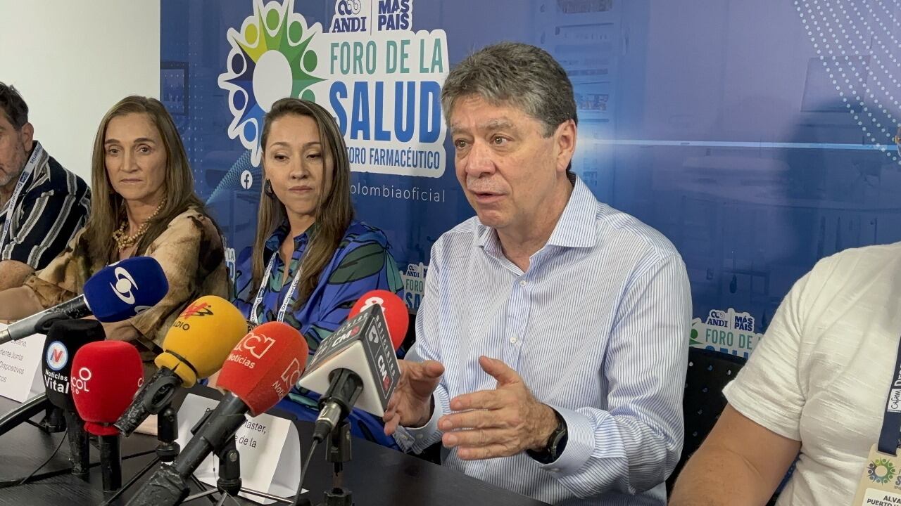 Bruce Mac Master habló sobre la importancia en la financiación de la salud