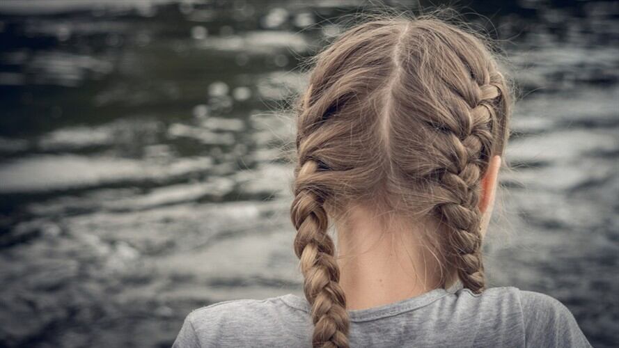 Investigan agresión a una niña por supuestamente robarle el cabello en Cauca. Foto: Getty Images