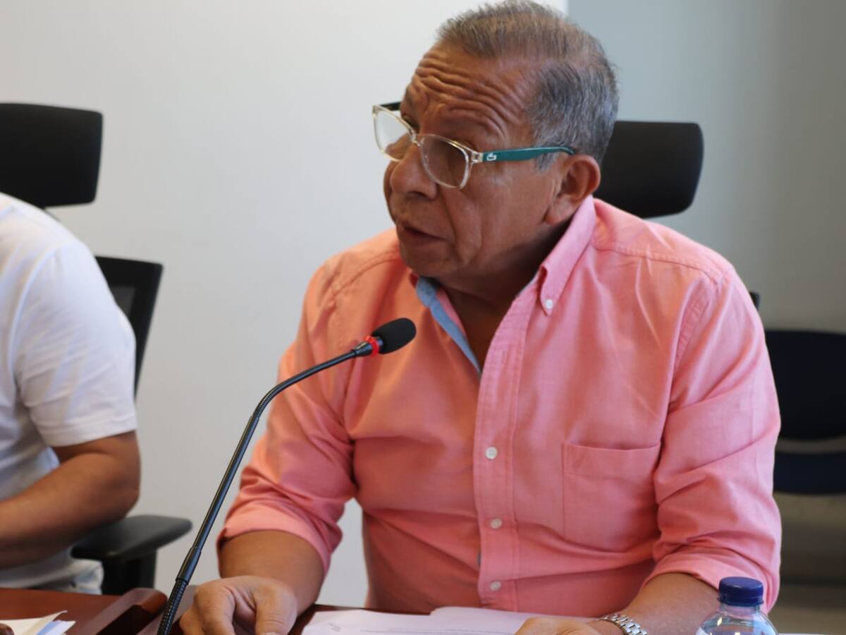 Continúa rifirrafe: Concejo dice que aplazamiento de audiencias es por el Distrito